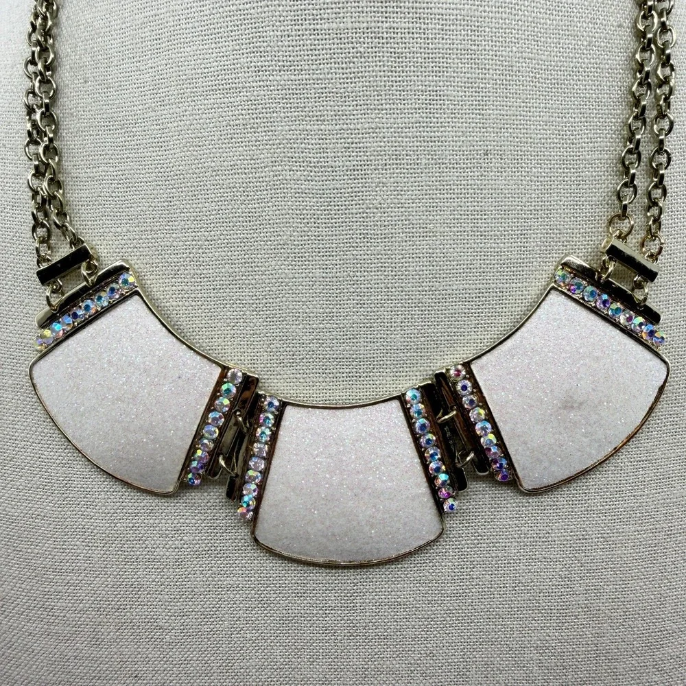 N/A sparkling bib